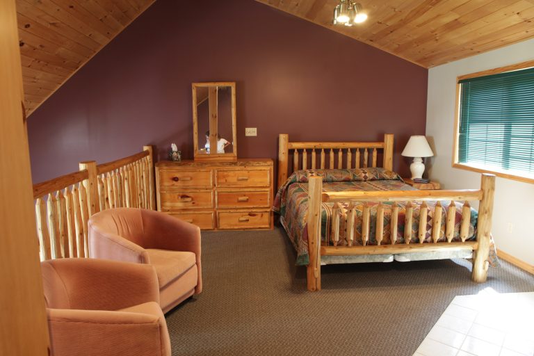 family-suite-cottage-loft_8552632306_o